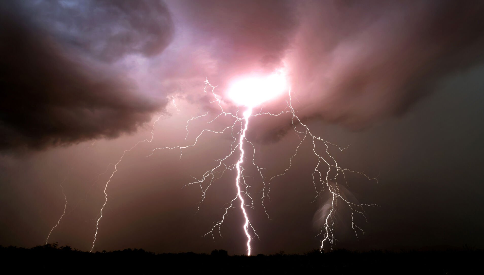 Monsoon storm, lightning (copy)